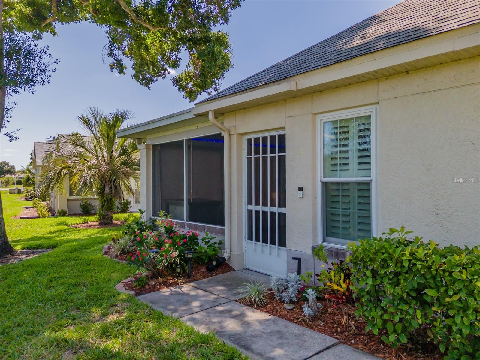 911 Golfview Woods Dr, Sun City Center
