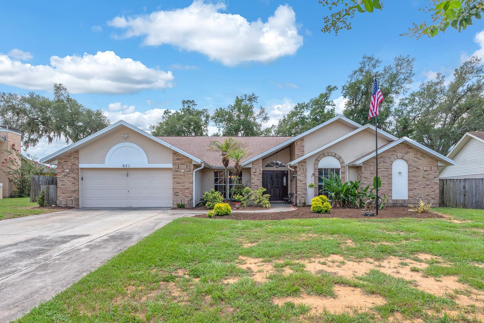 621 Penn National Rd, Seffner
