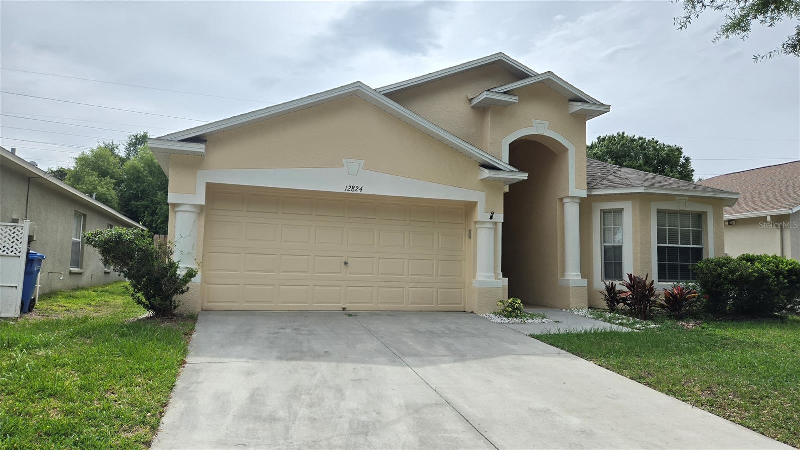 12824 Kings Lake Dr, Gibsonton