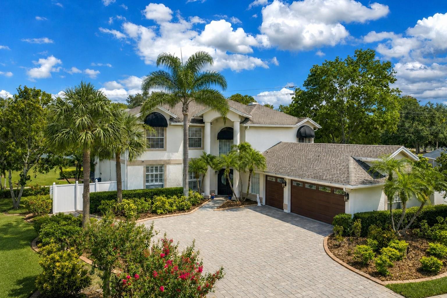10127 Vista Pointe Dr, Tampa