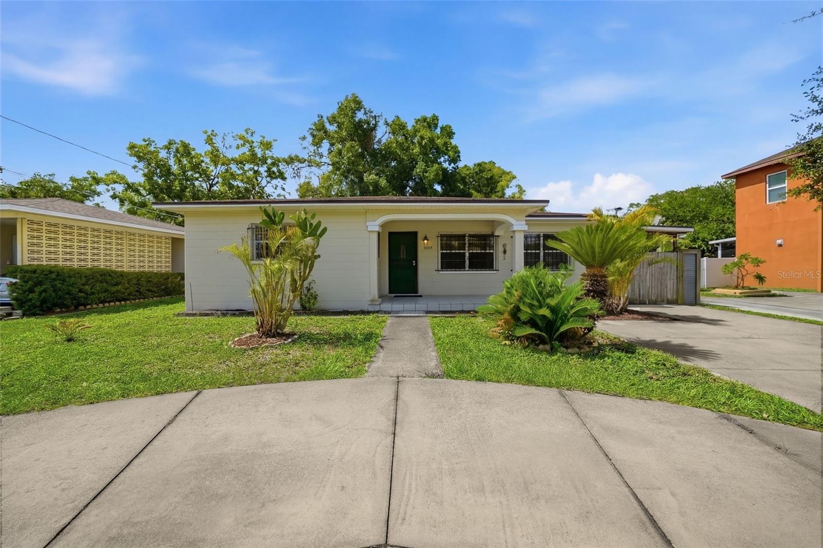 3004 W Gray St, Tampa