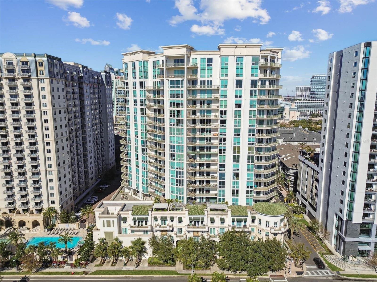 450 Knights Run Ave #1501, Tampa