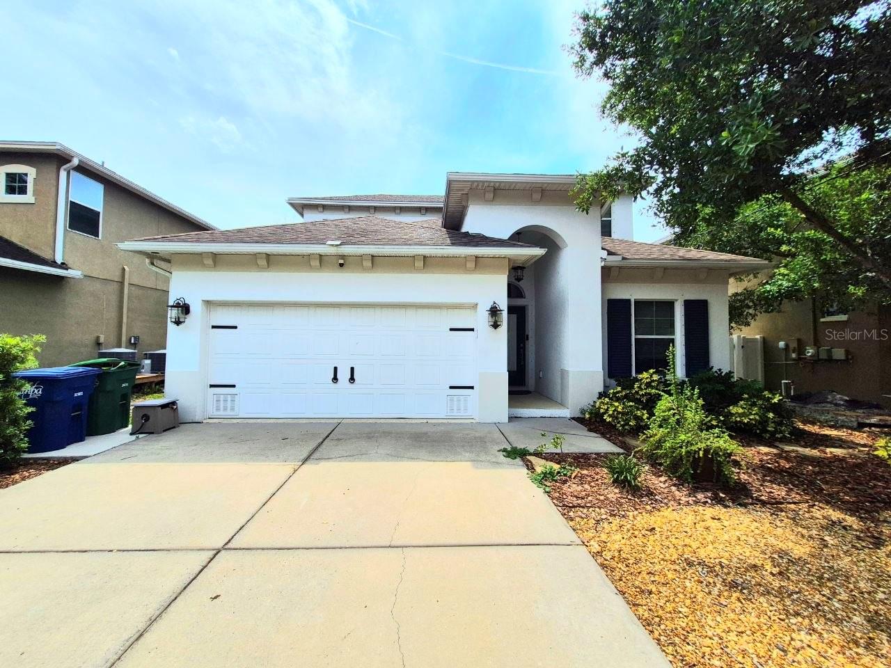6913 S Wall St, Tampa