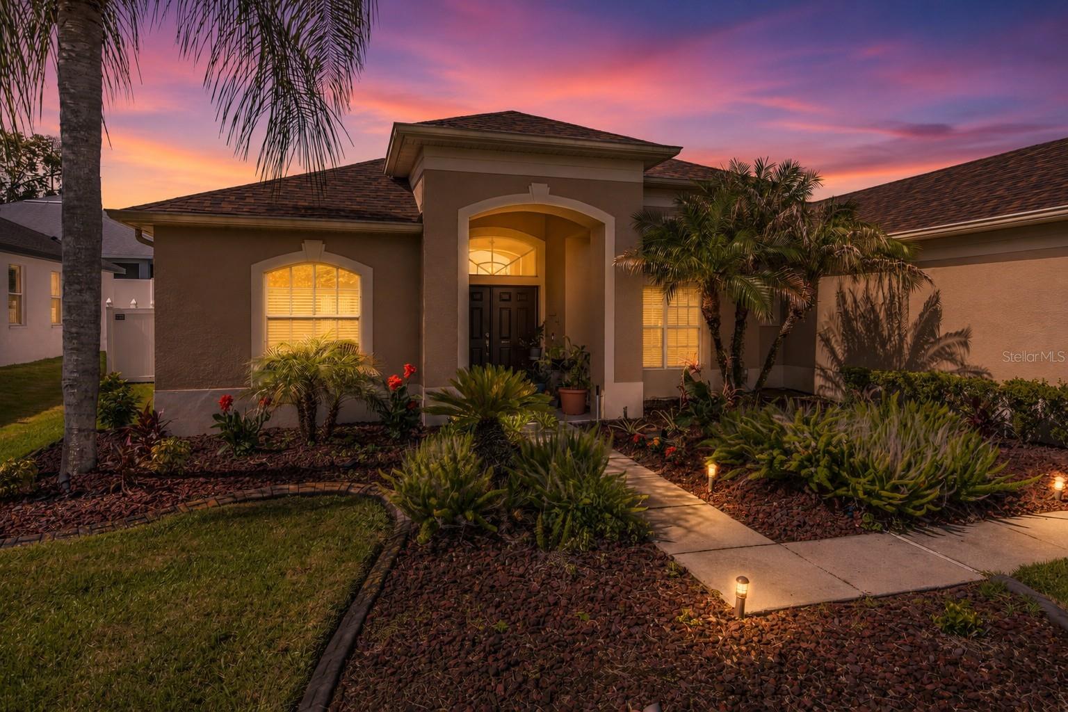2307 Silver Trumpet Ct, Valrico