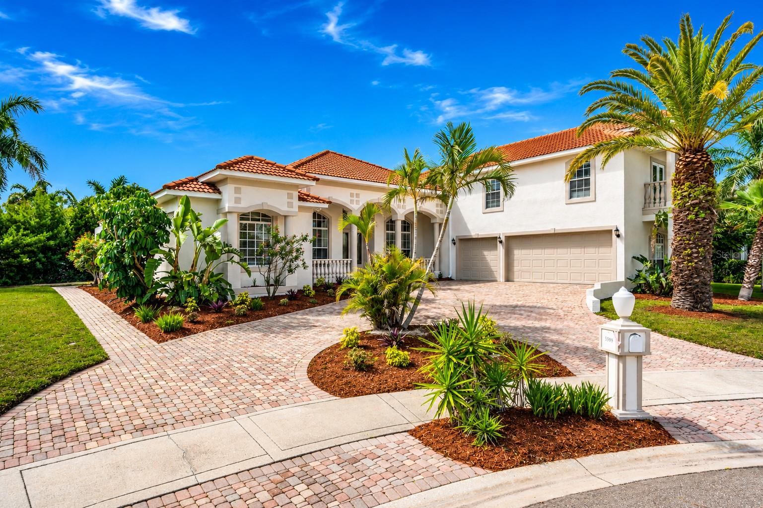5909 Zaki Ln, Apollo Beach
