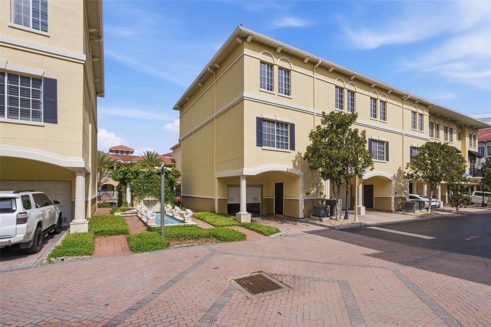 113 Grand Beach Pl, Tampa