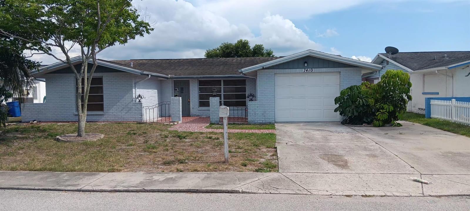 7410 Moravian Dr, Port Richey