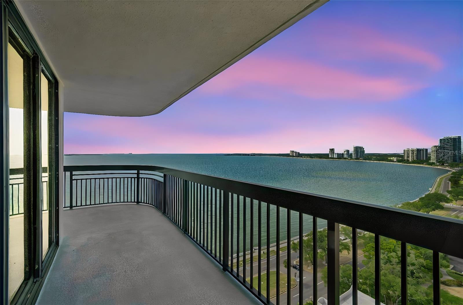 2413 Bayshore Blvd #1904, Tampa
