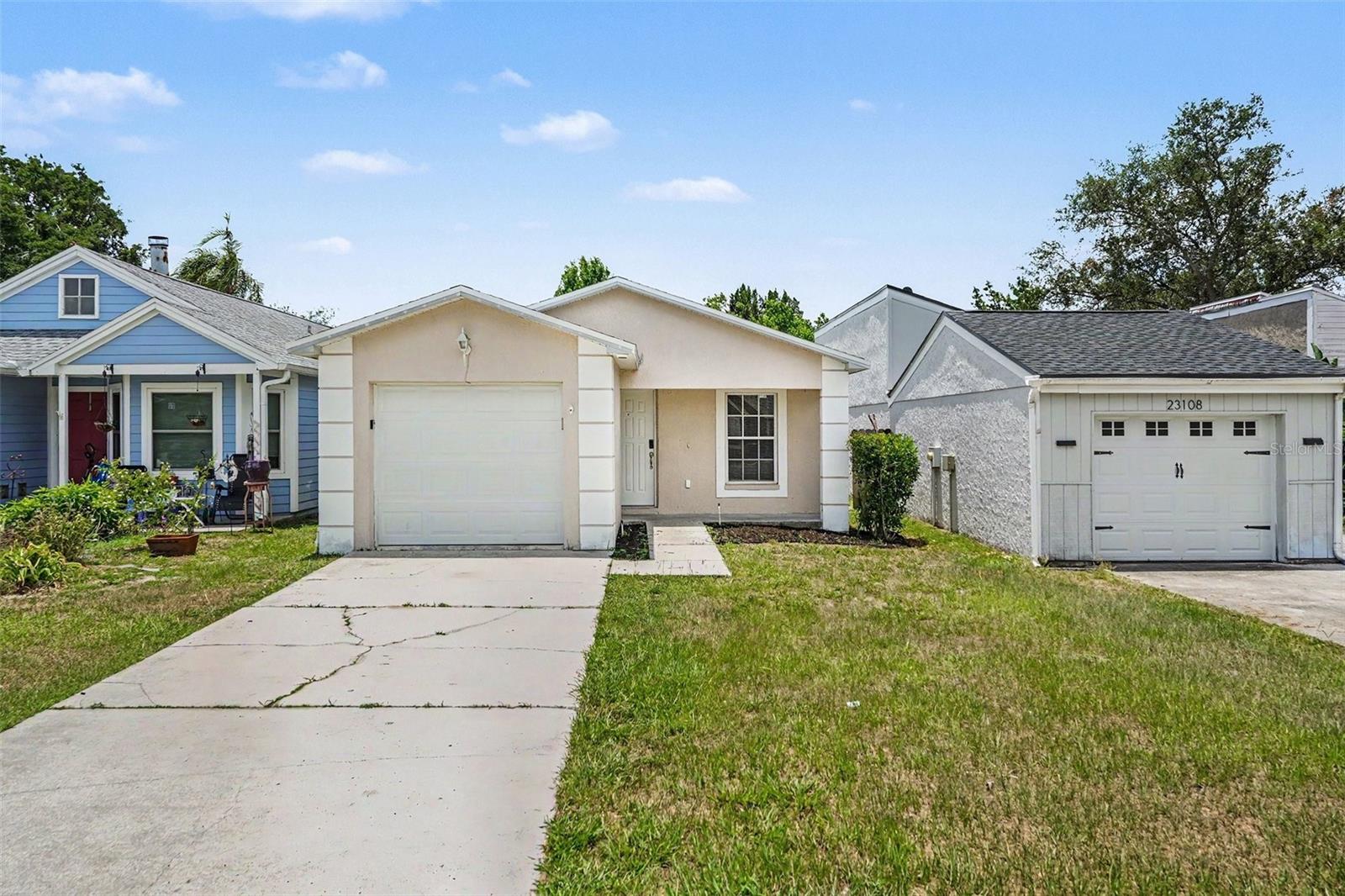 23110 Dover Dr, Land O Lakes