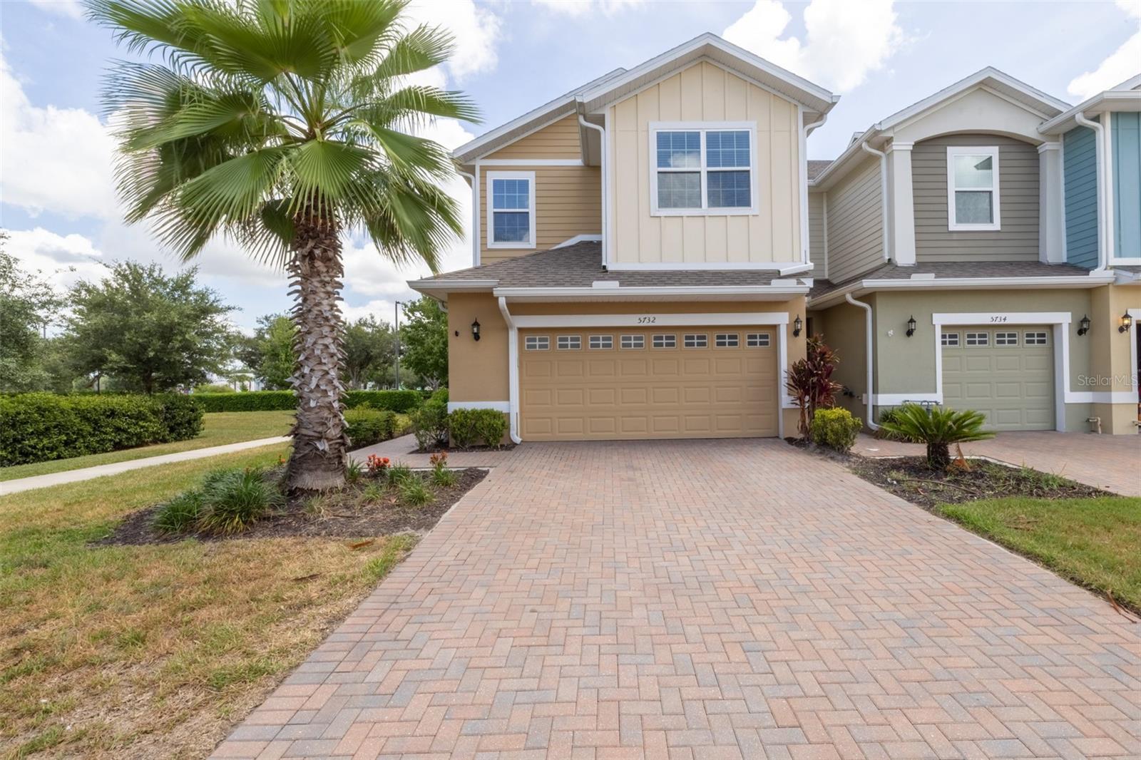 5732 Spotted Harrier Way, Lithia
