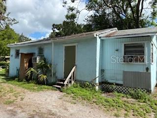 8310 N Hillsborough Ln, Tampa
