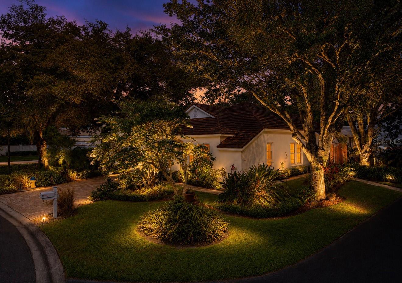 5204 Green Forest Ct, Tampa