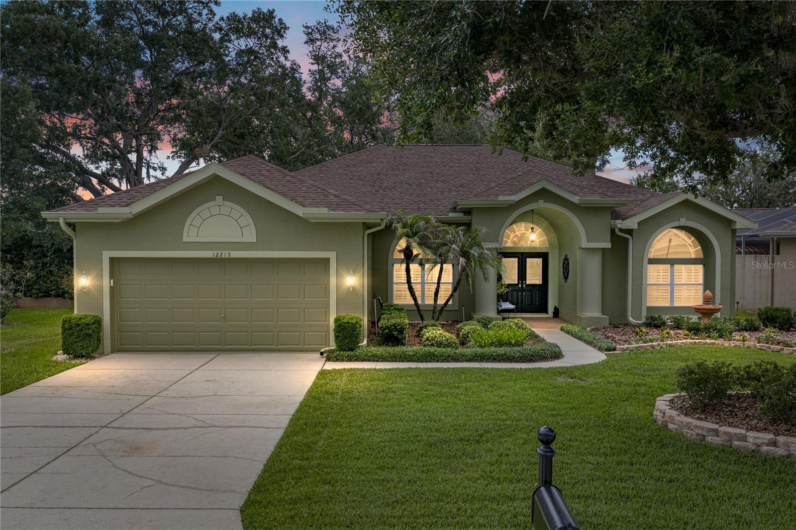 12215 Woodlands Cir, Dade City