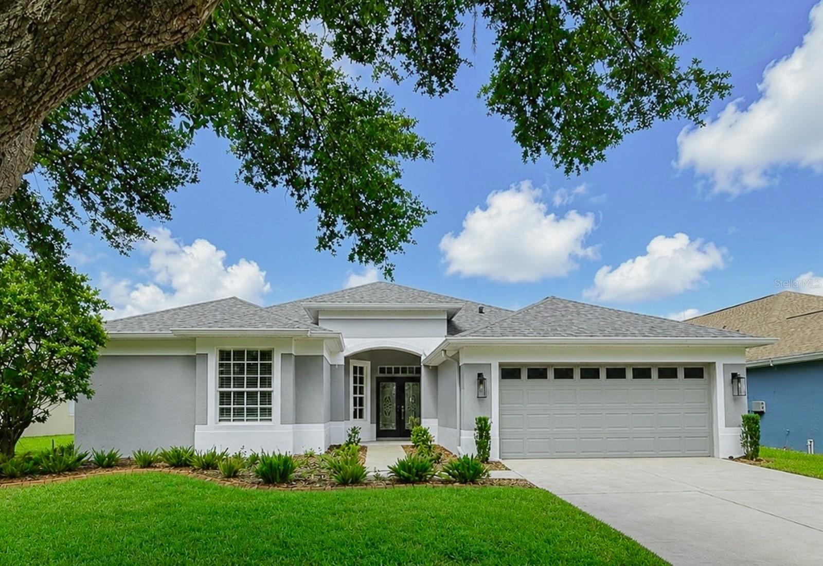 5849 Heronrise Crescent Dr, Lithia