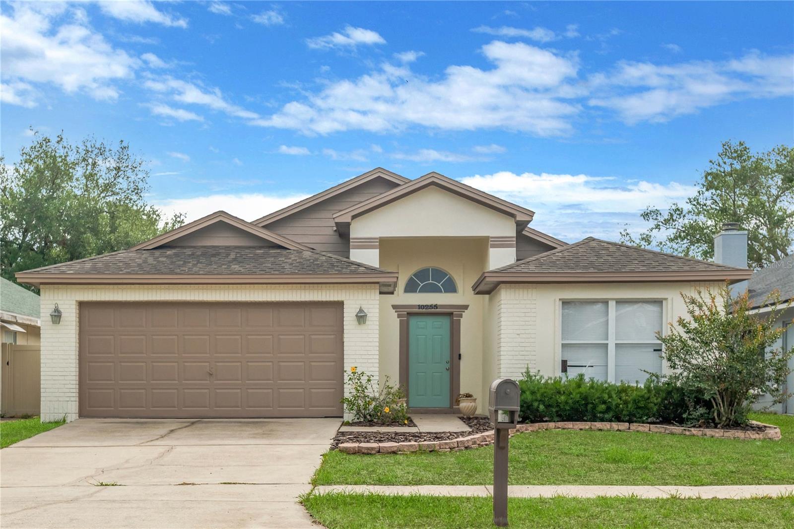 10255 Allenwood Dr, Riverview