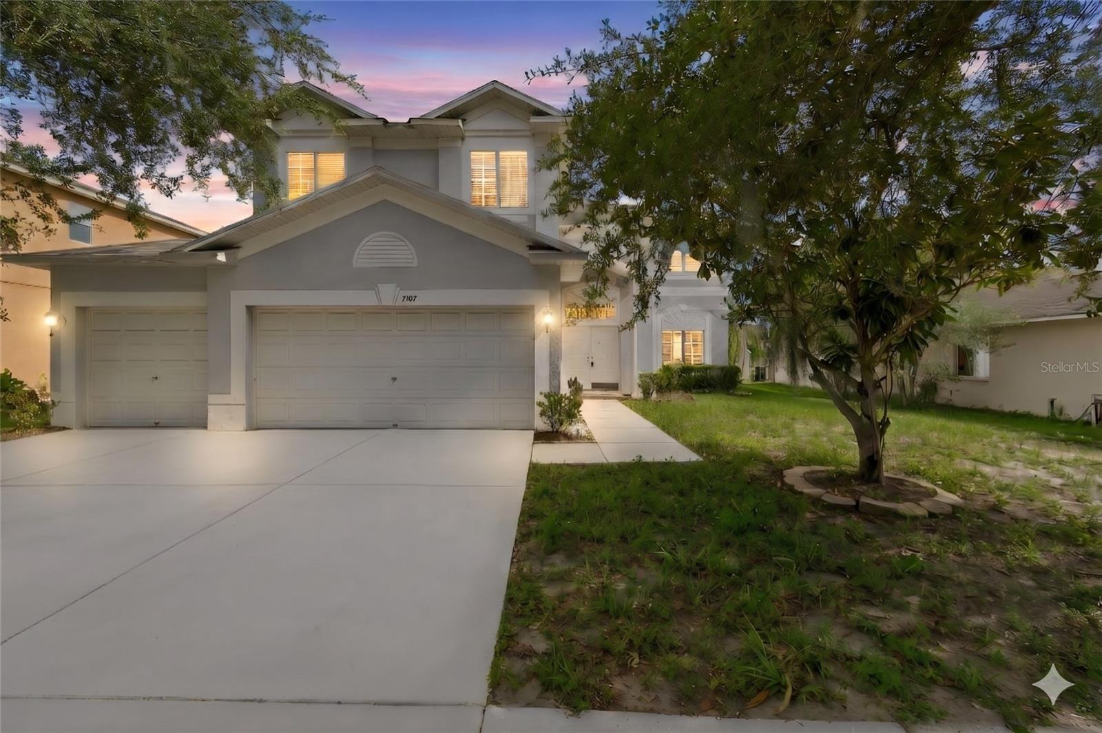 3307 Pine Top Dr, Valrico