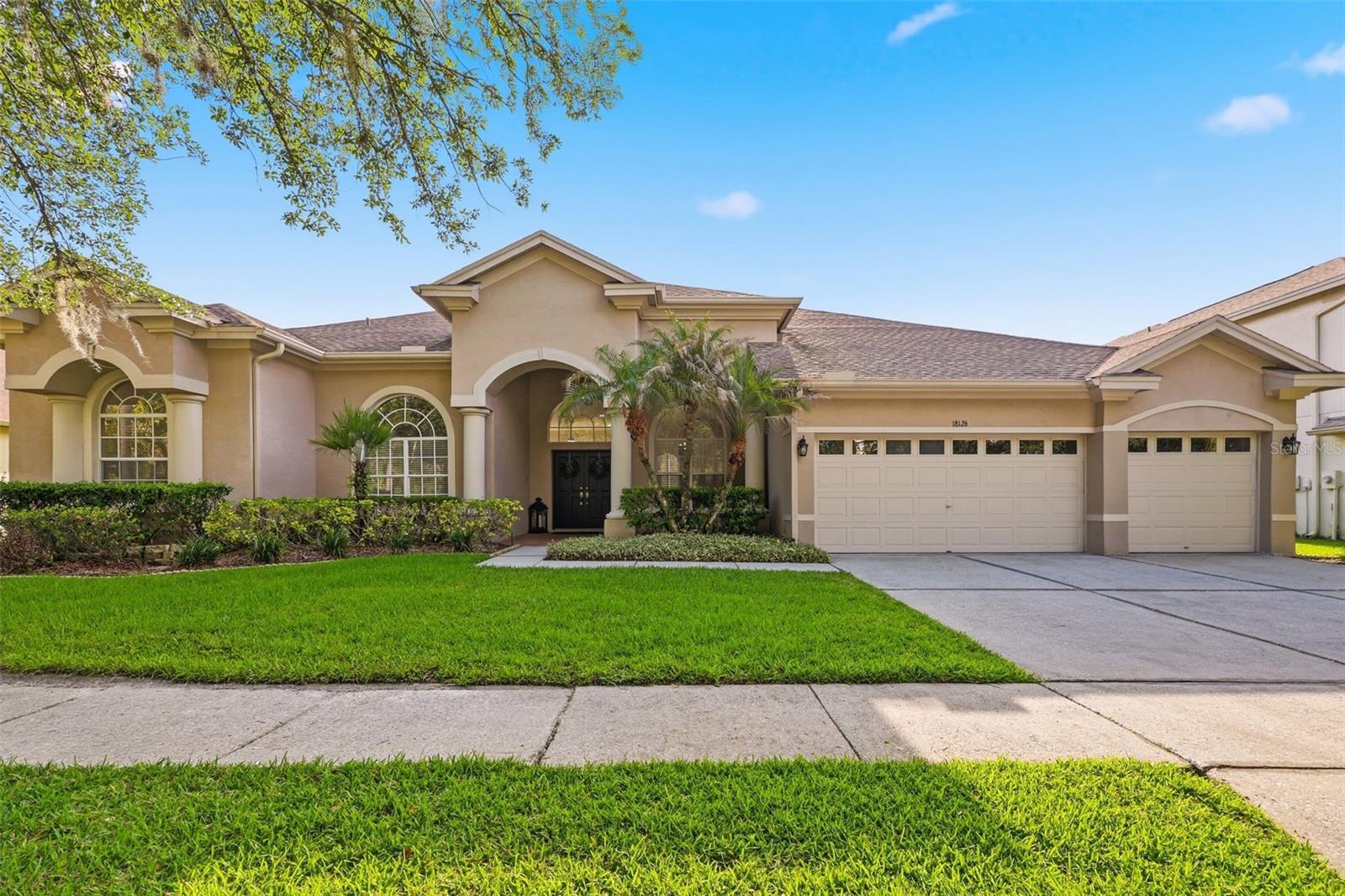 18126 Emerald Bay St, Tampa