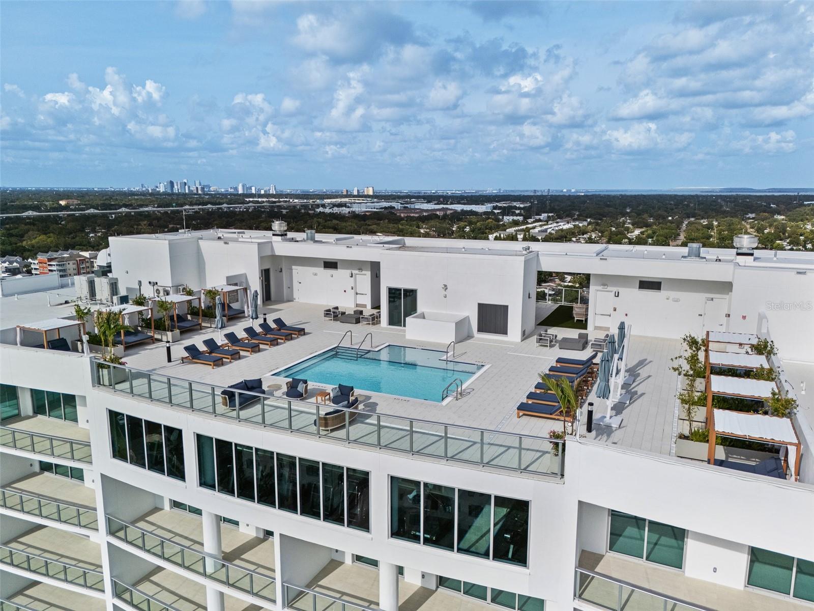 5713 Bowen Daniel Dr #903, Tampa
