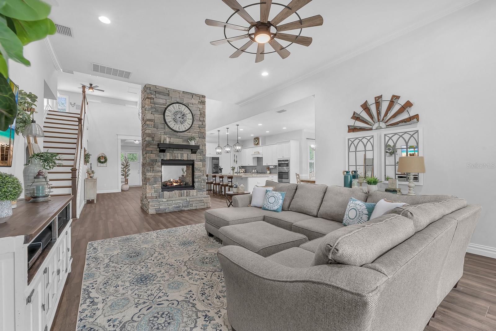 5202 ALAFIA FALLS DR