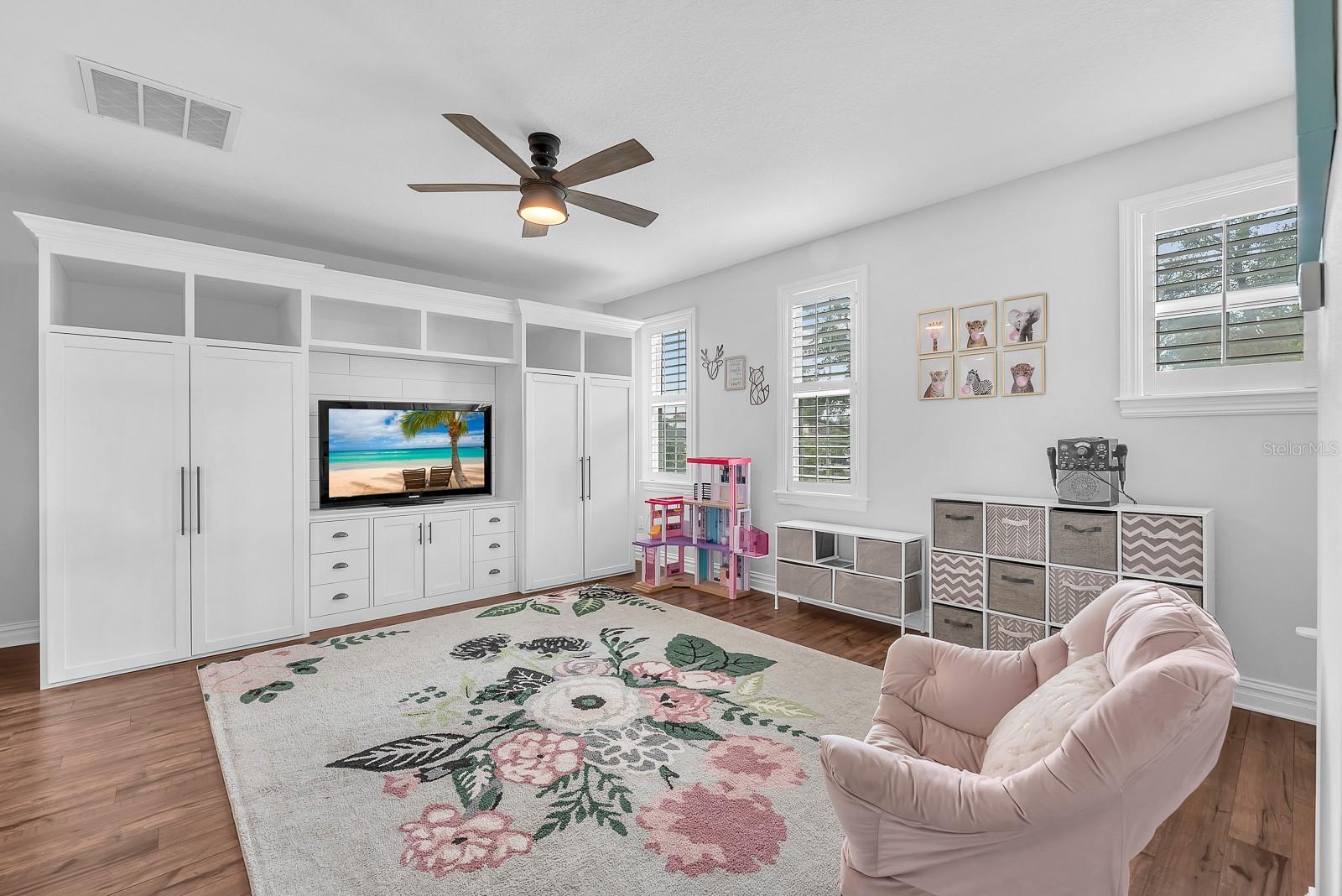 5202 ALAFIA FALLS DR