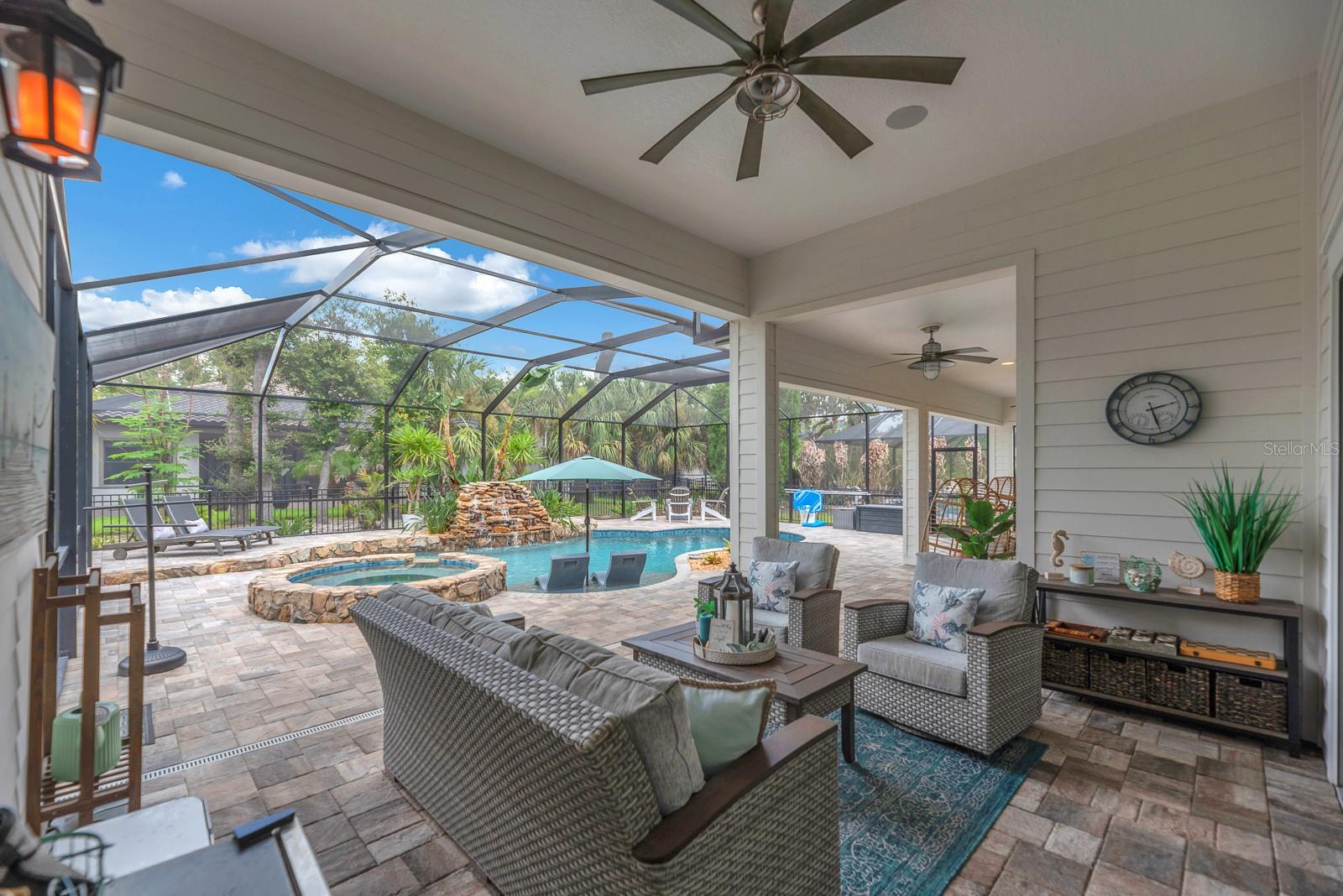 5202 ALAFIA FALLS DR