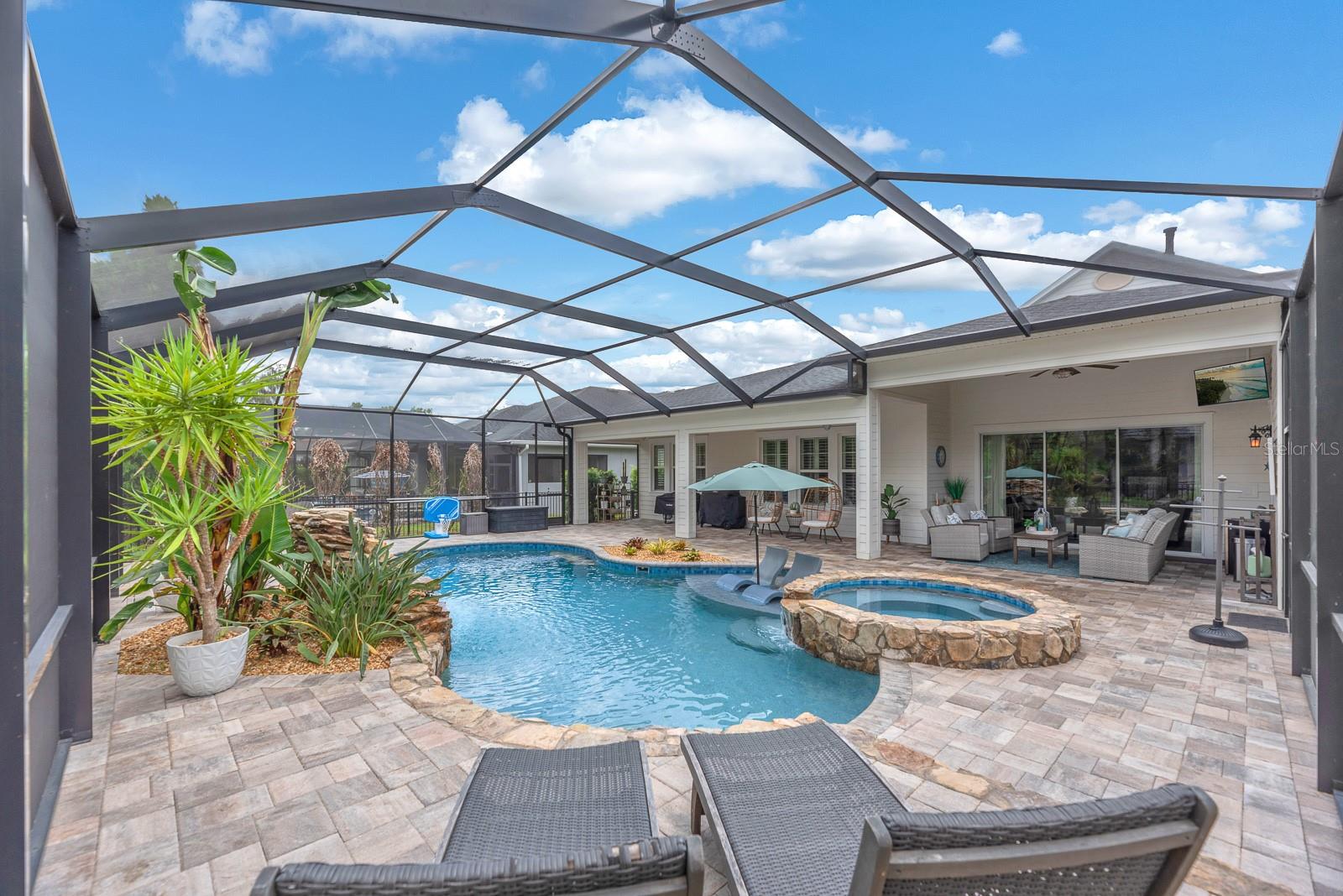 5202 ALAFIA FALLS DR