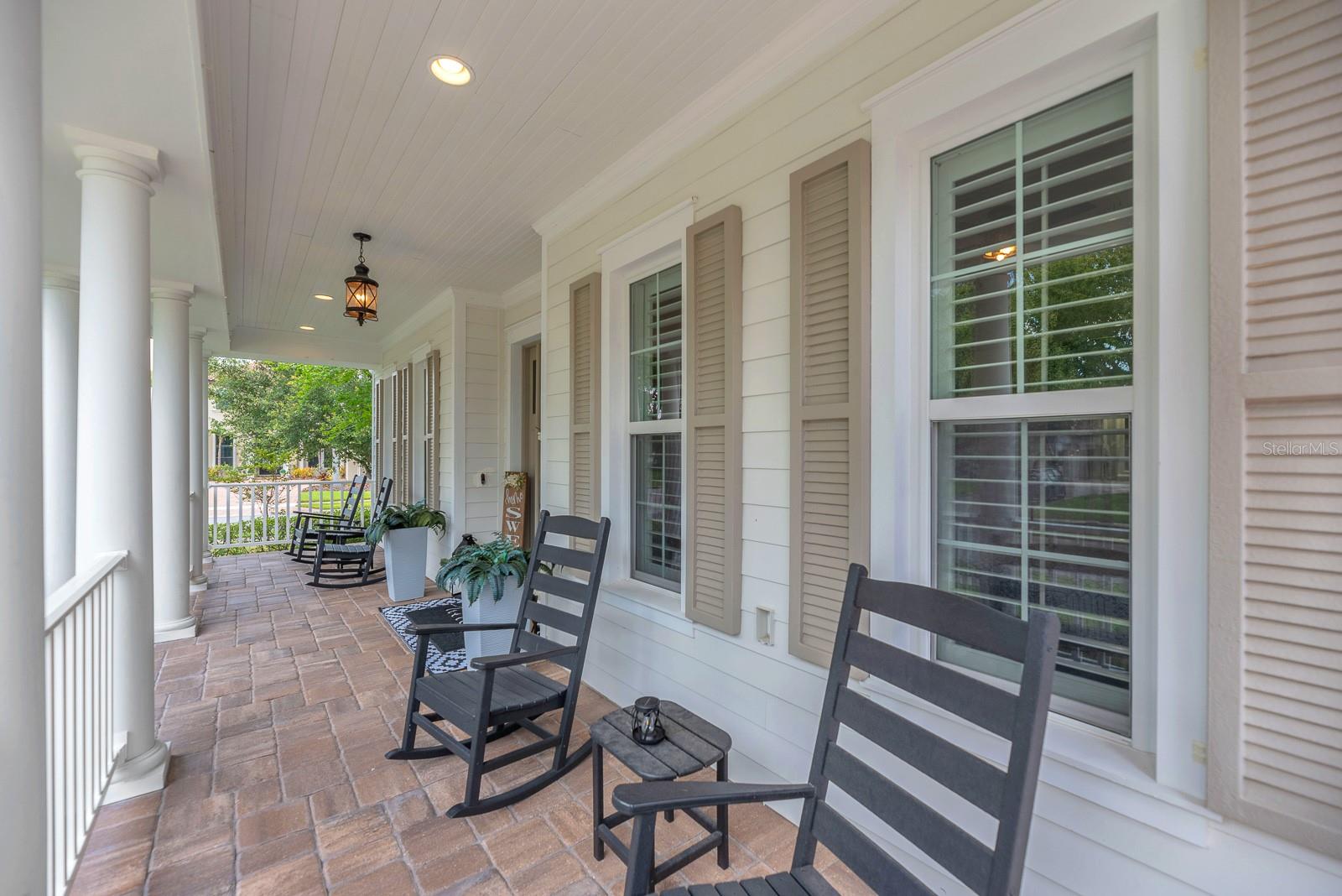 5202 ALAFIA FALLS DR