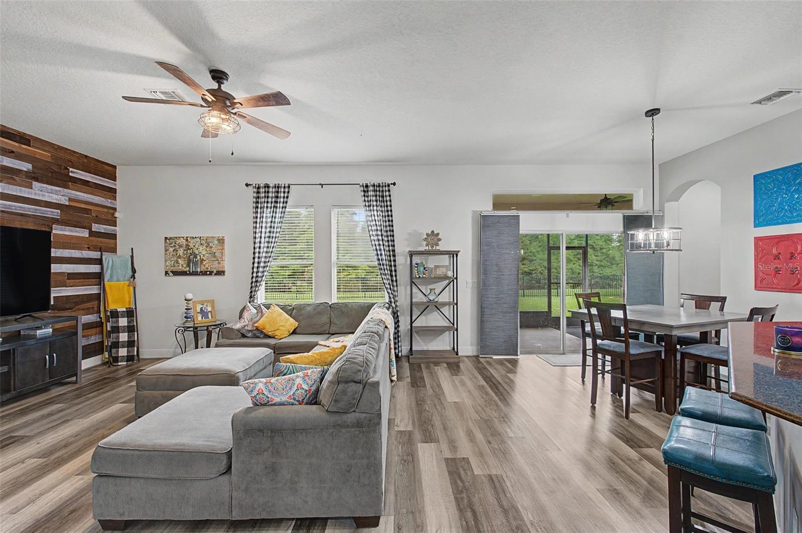 2622 RED FERN DR