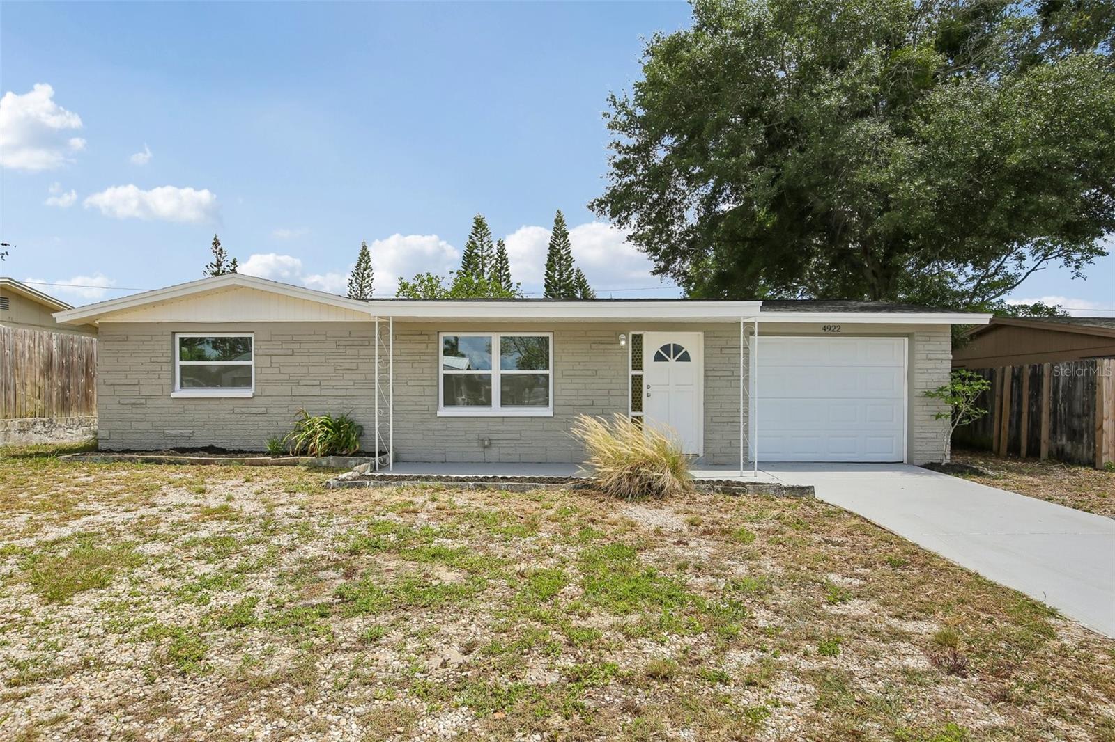 4922 Panorama Ave, Holiday