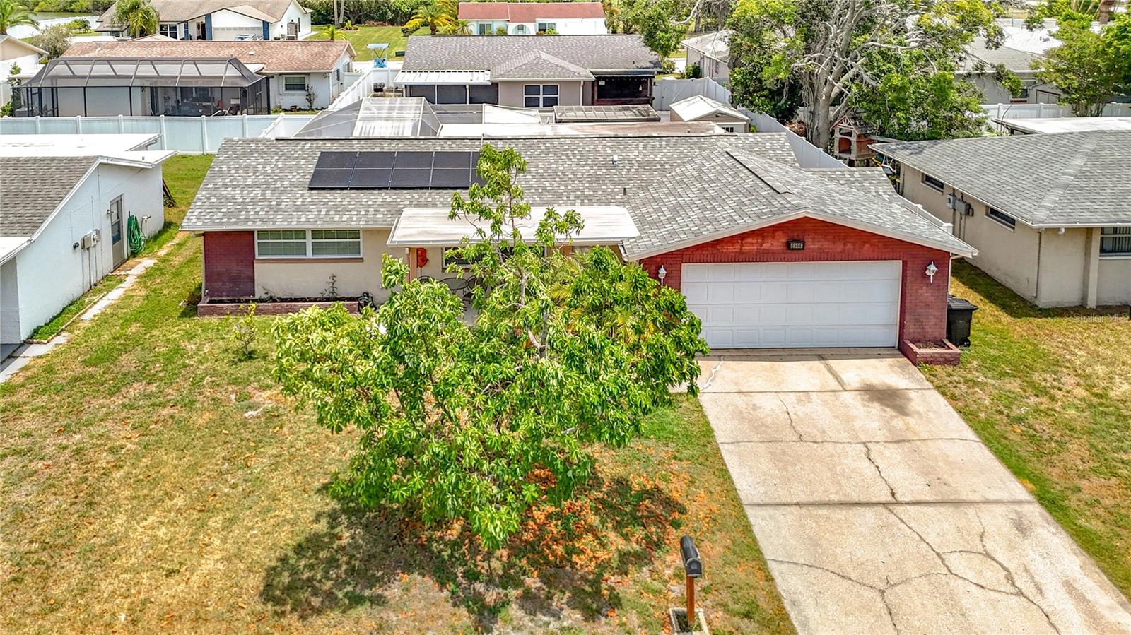 8944 Ledgestone Ln, Port Richey