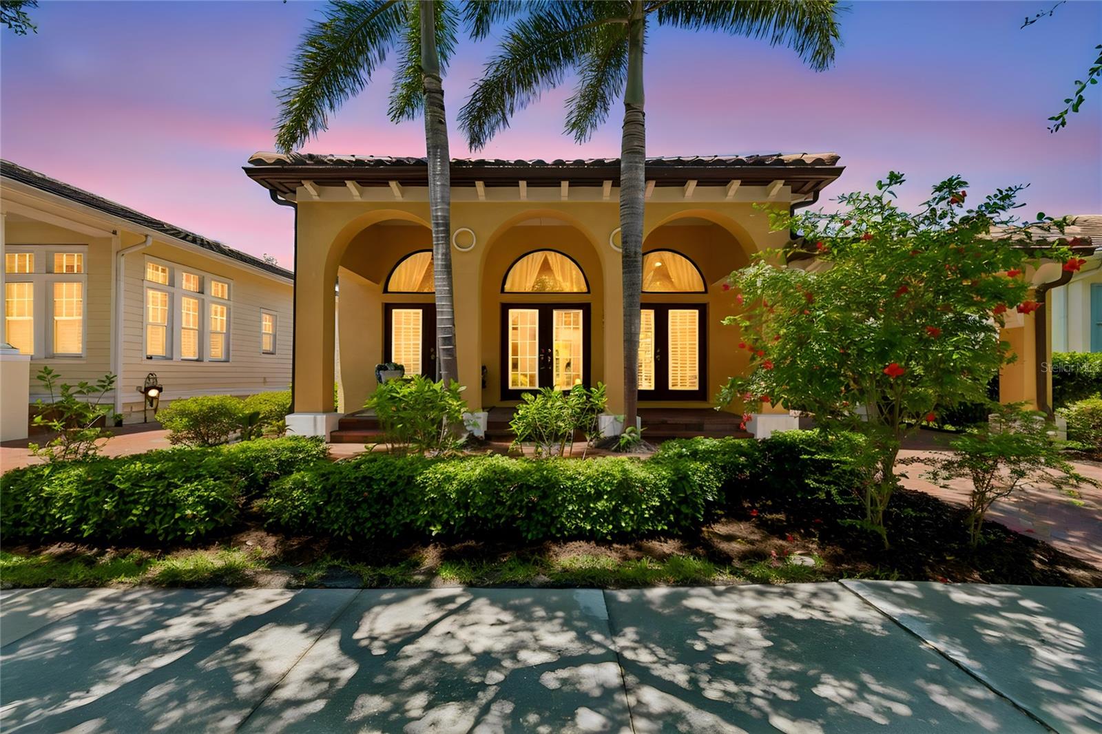 6009 Yeats Manor Dr, Tampa