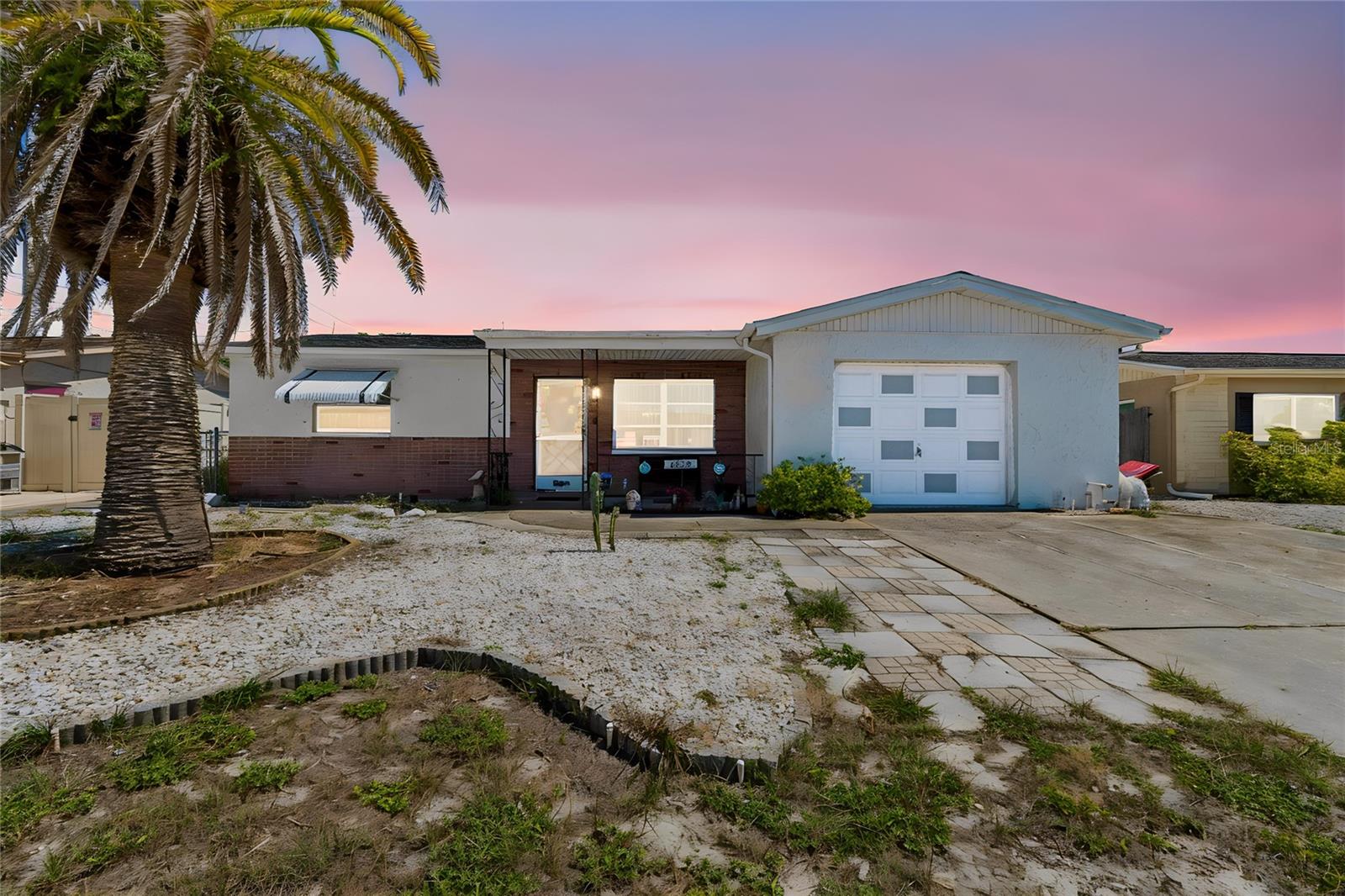 8052 Dedham Dr, Port Richey