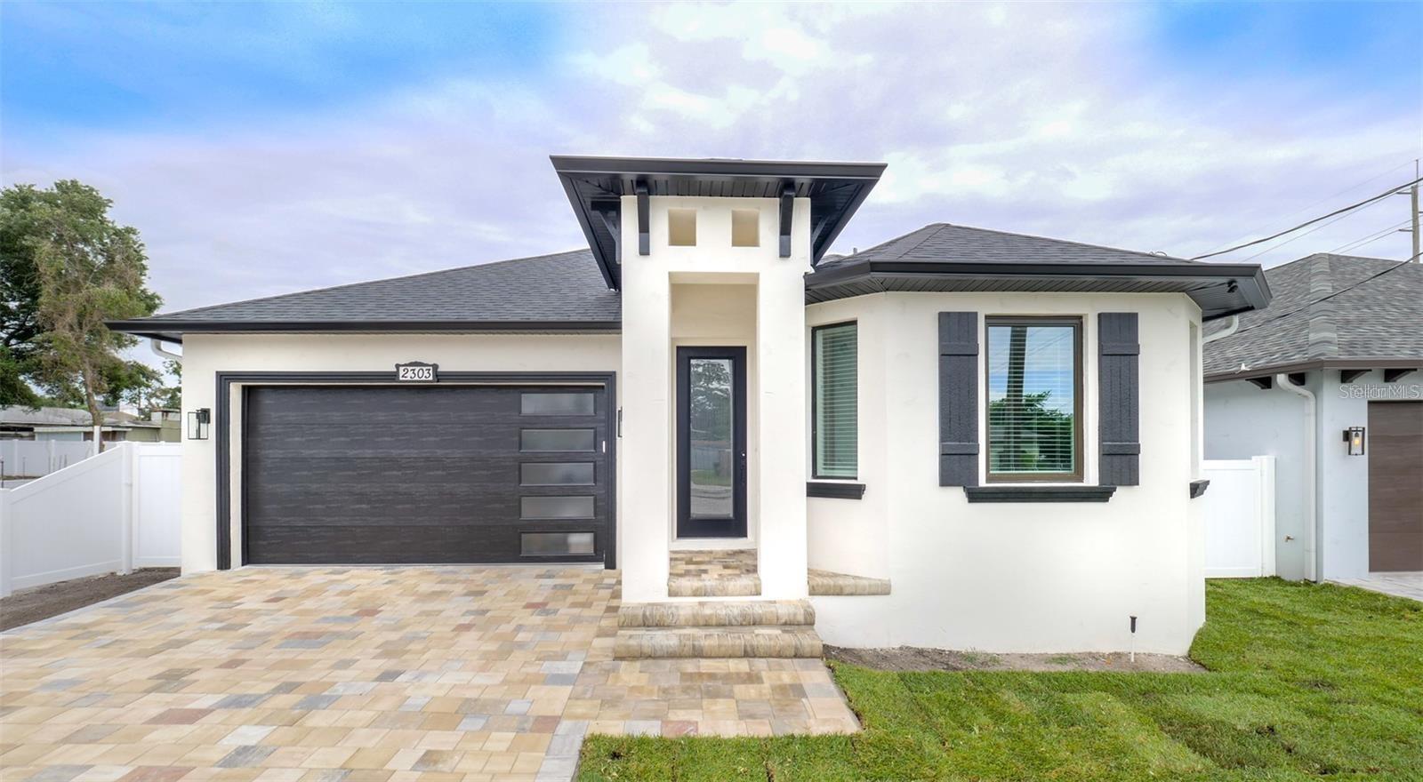2303 W Ivy St, Tampa