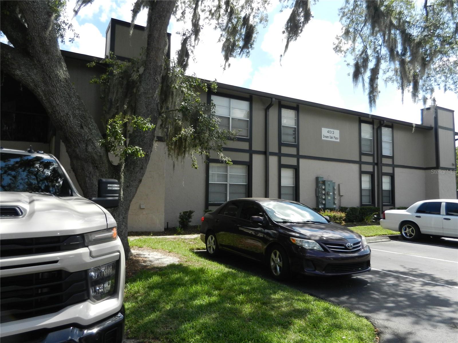 4013 Dream Oak Pl #103, Tampa