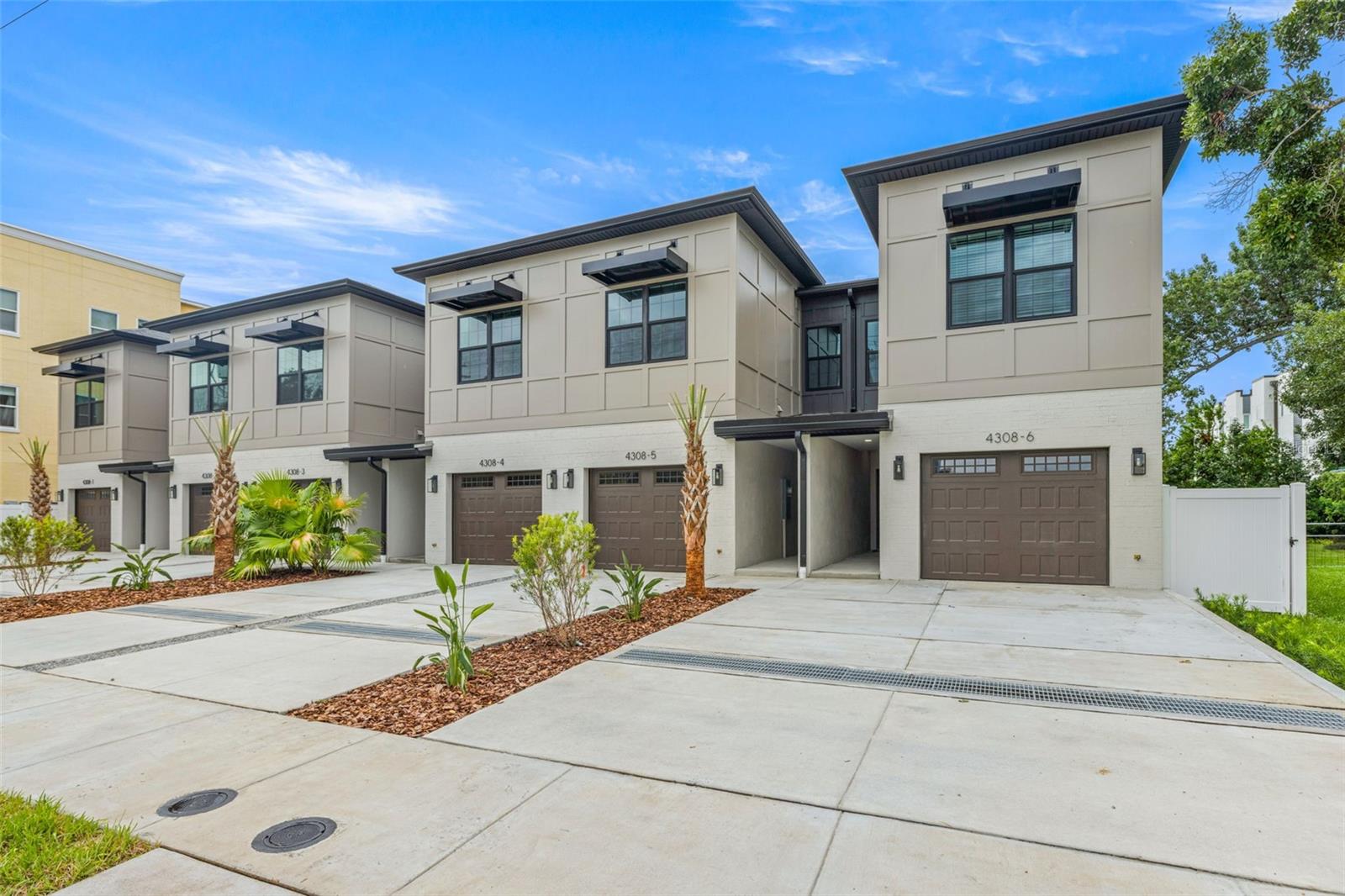 4308 W Gray St #2, Tampa