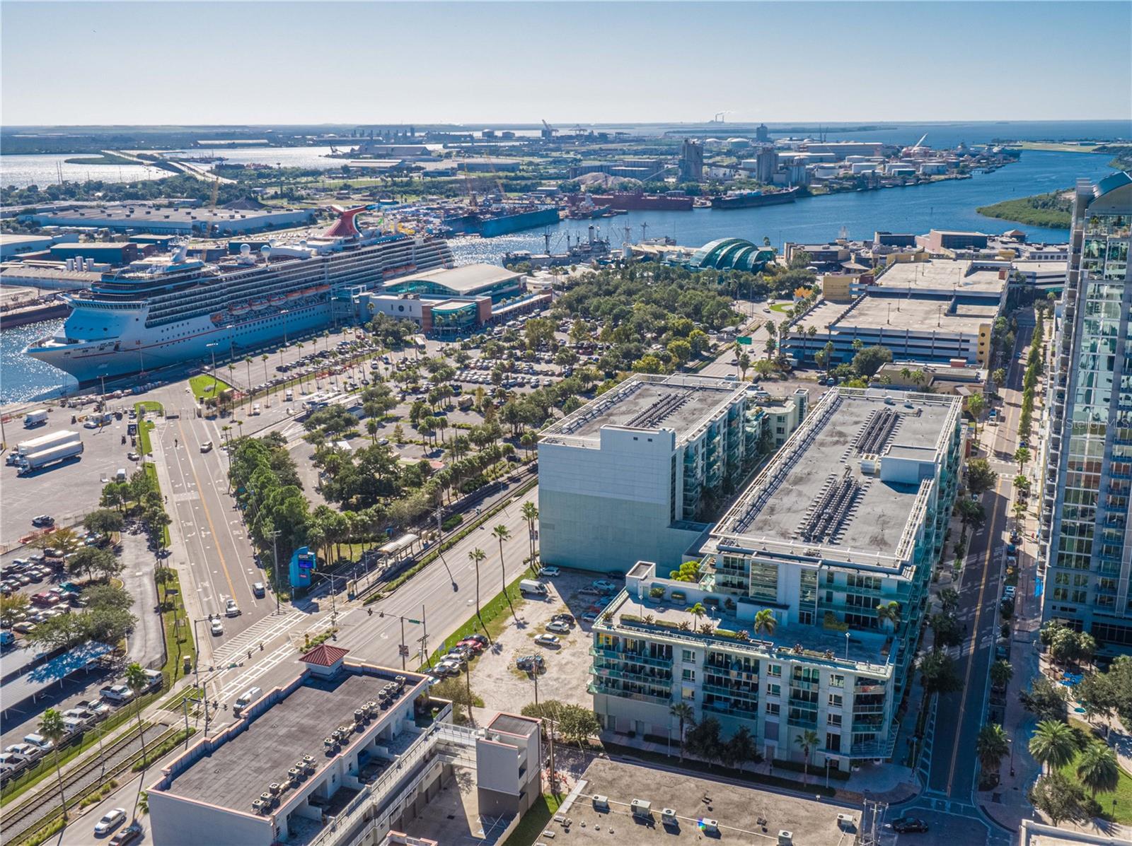 111 N 12th St #1608, Tampa