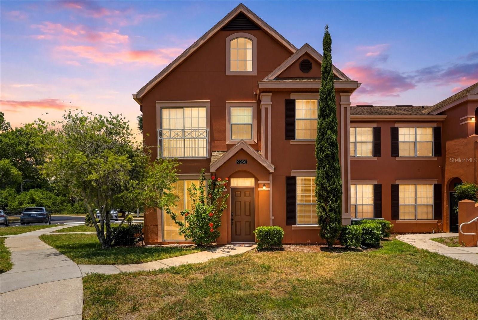 9256 Lake Chase Island Way, Tampa