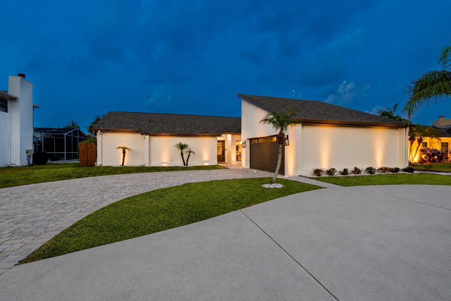 5821 Schooner Way, Tampa