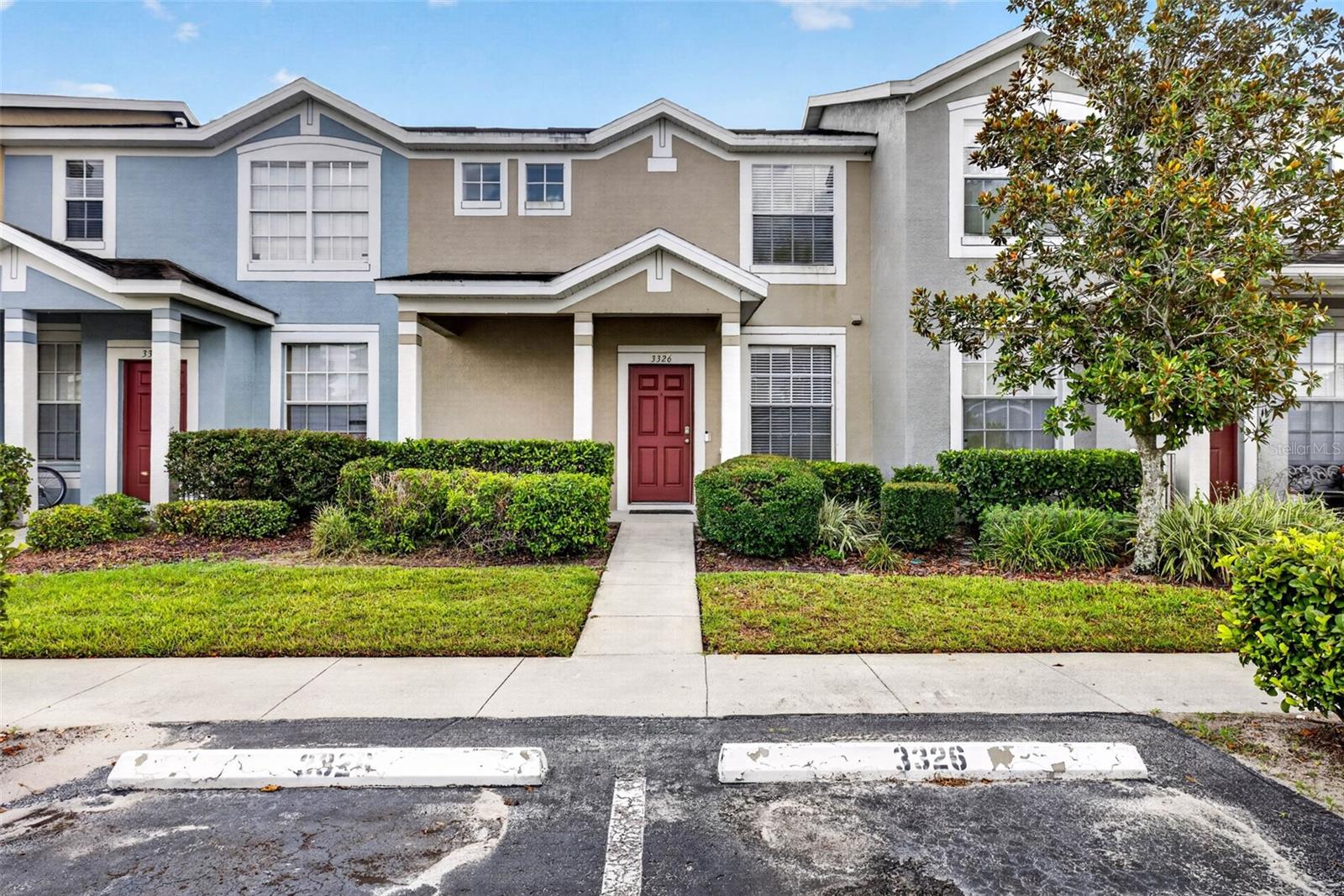 3326 Broken Bow Dr, Land O Lakes