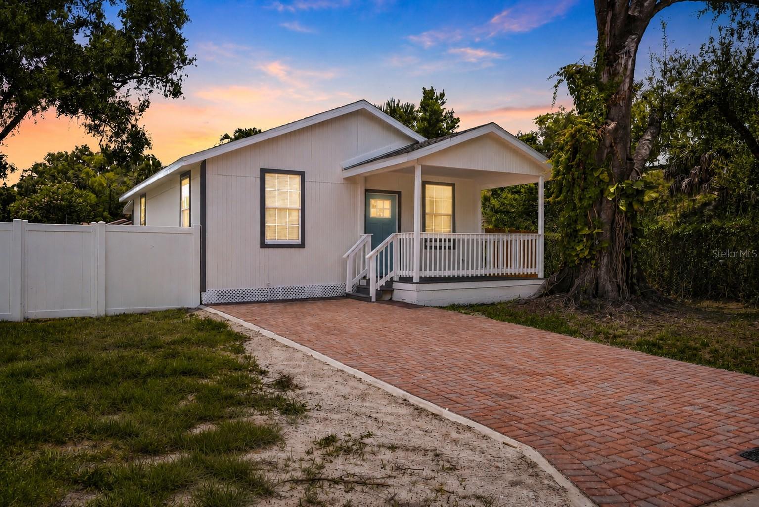 7608 N Huntley Ave, Tampa