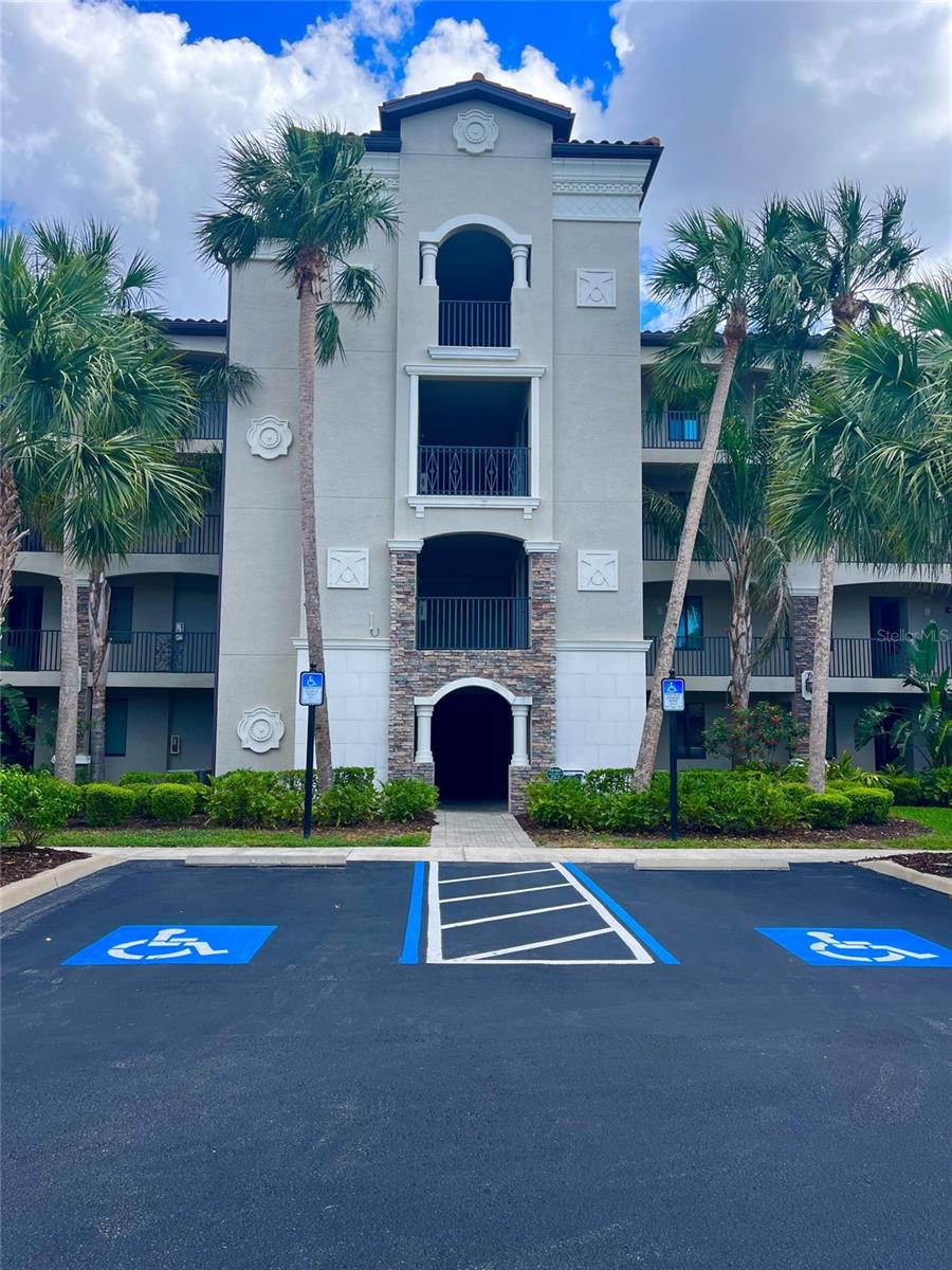 17108 Vardon Ter #401, Bradenton