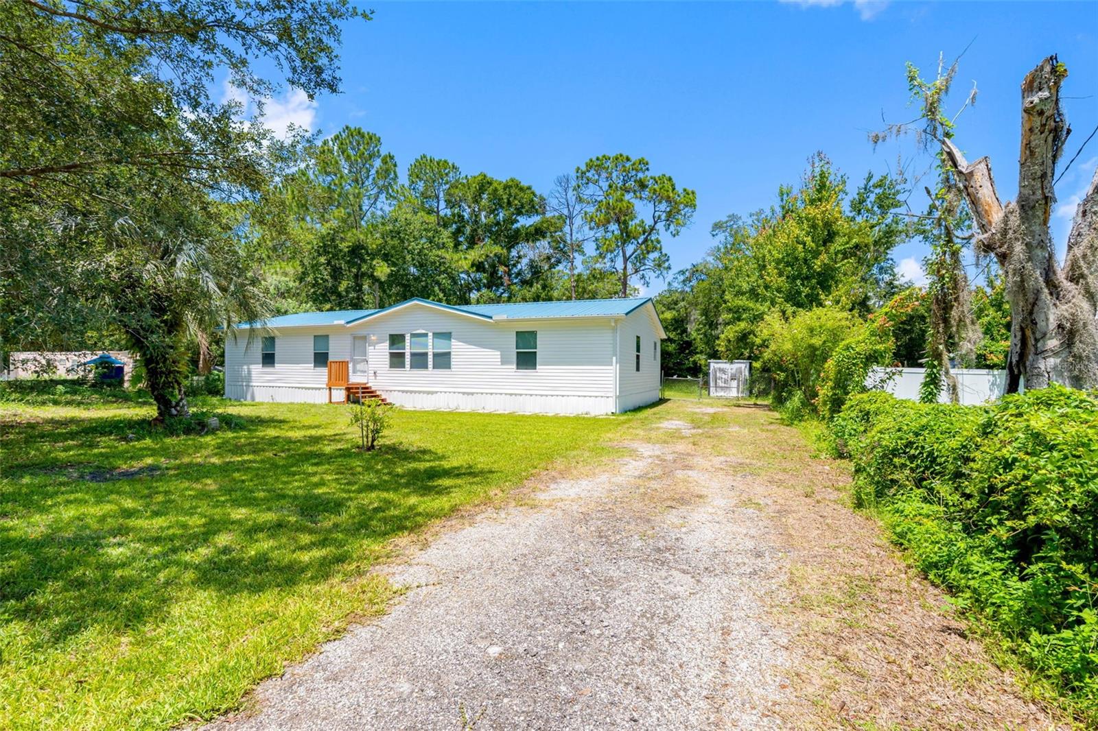 6847 Woodsman Dr, Wesley Chapel