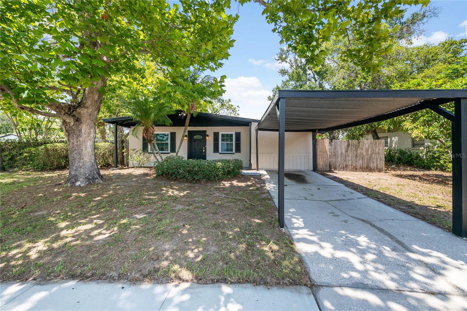 7402 Wishing Well Ct, Tampa
