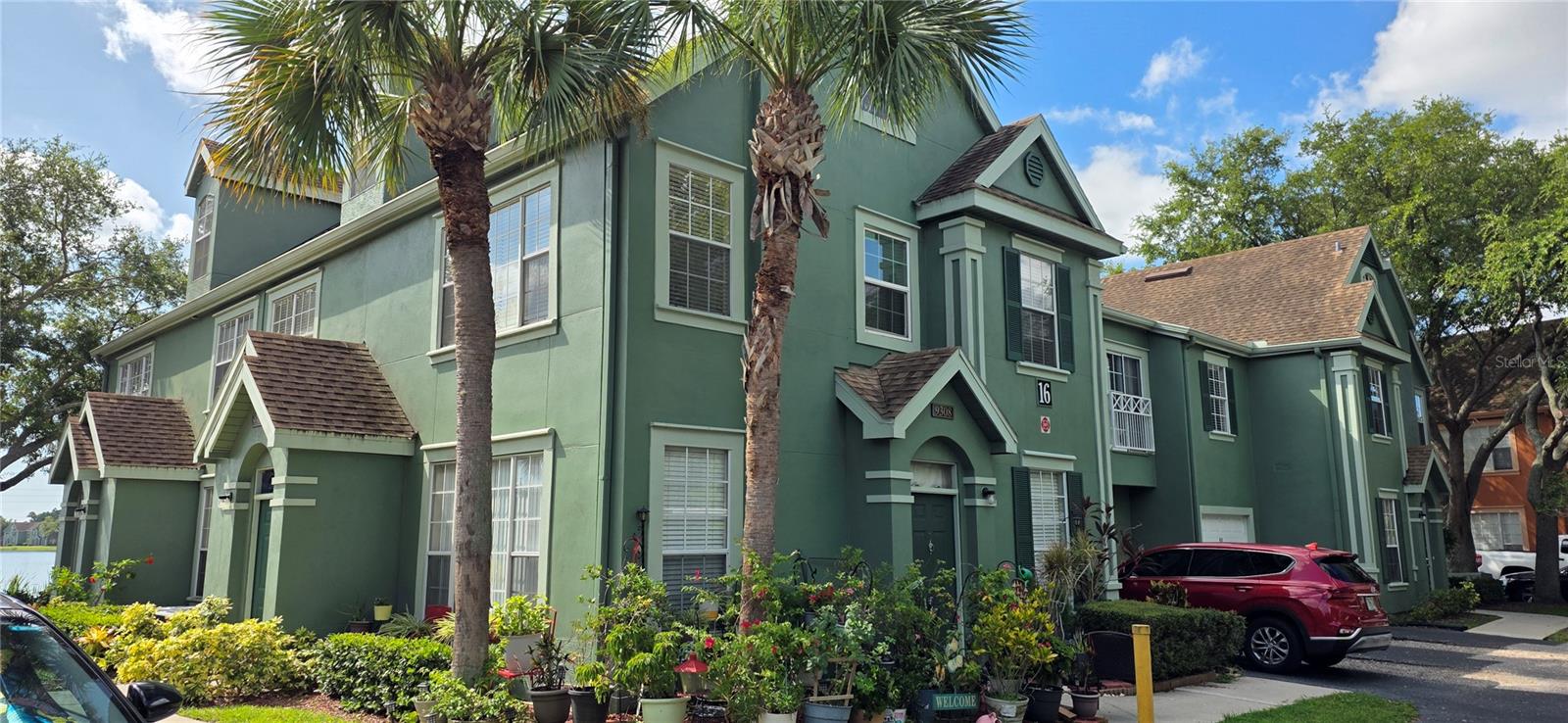 9306 Lake Chase Island Way, Tampa