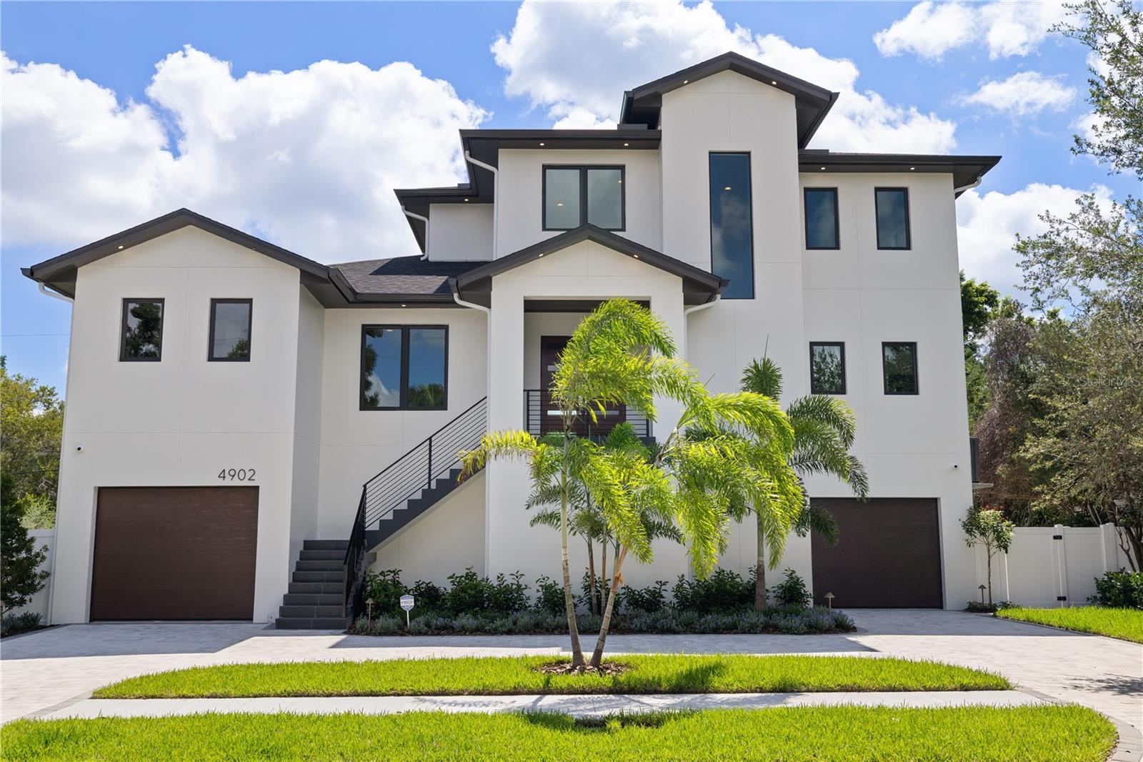 4902 W San Nicholas St, Tampa
