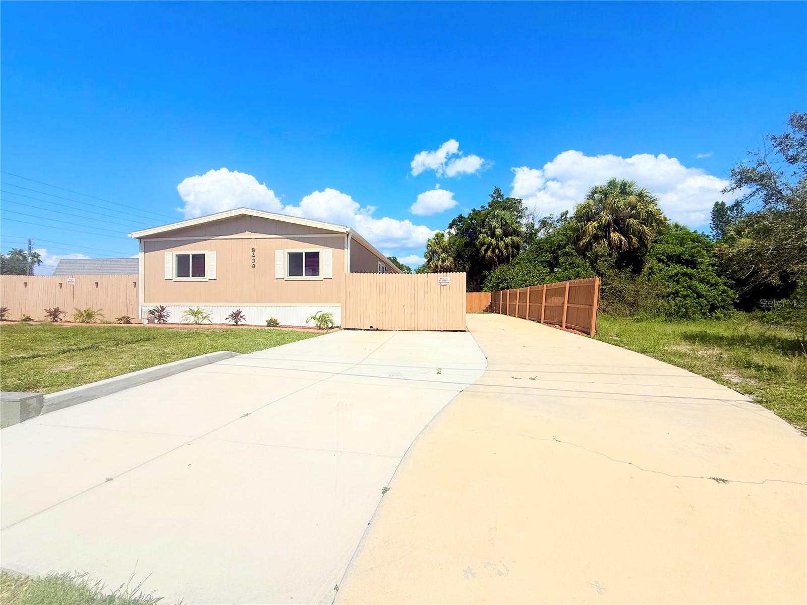8438 Formel Ave, Port Richey