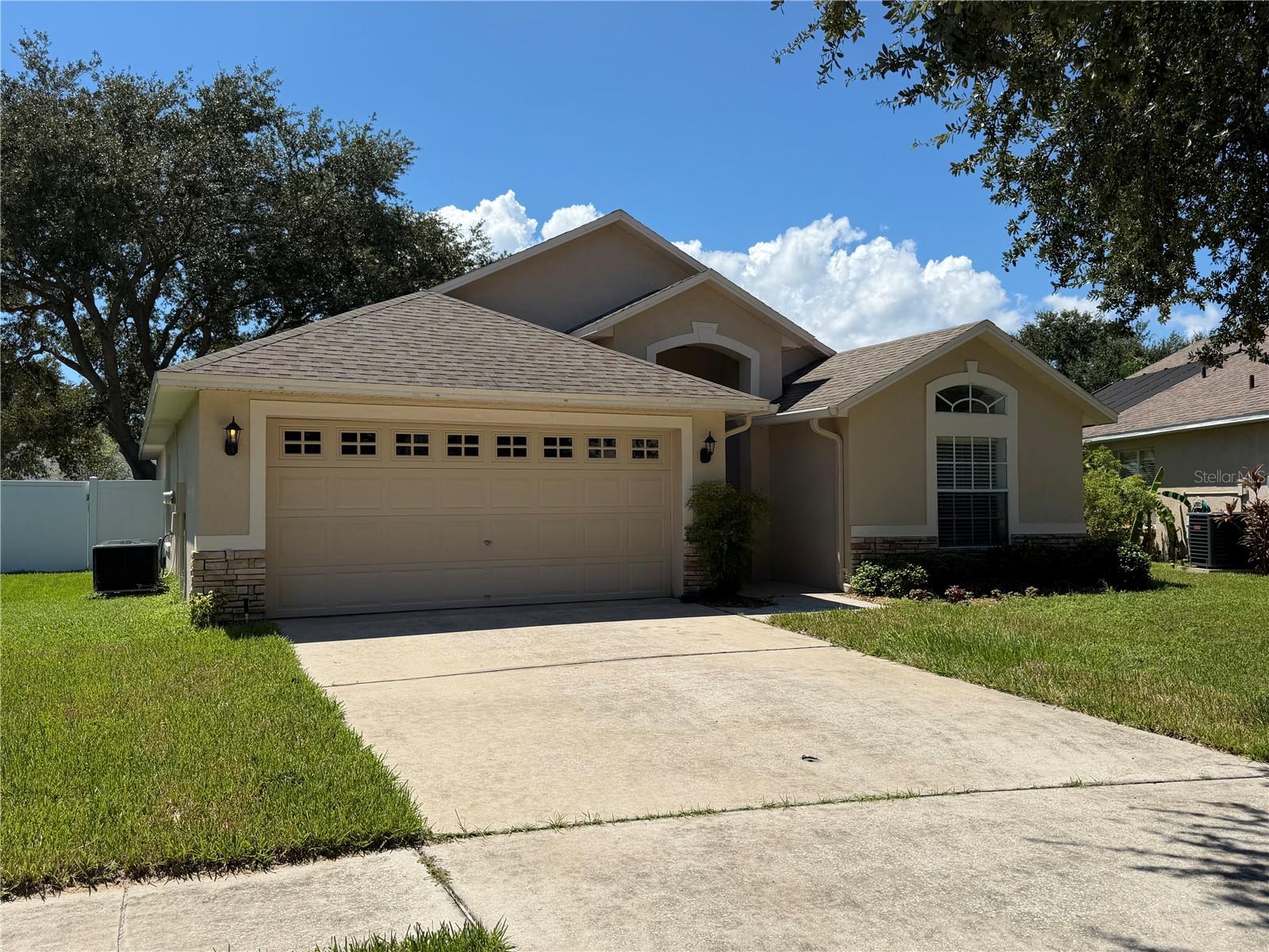 7016 Jamestown Manor Dr, Riverview
