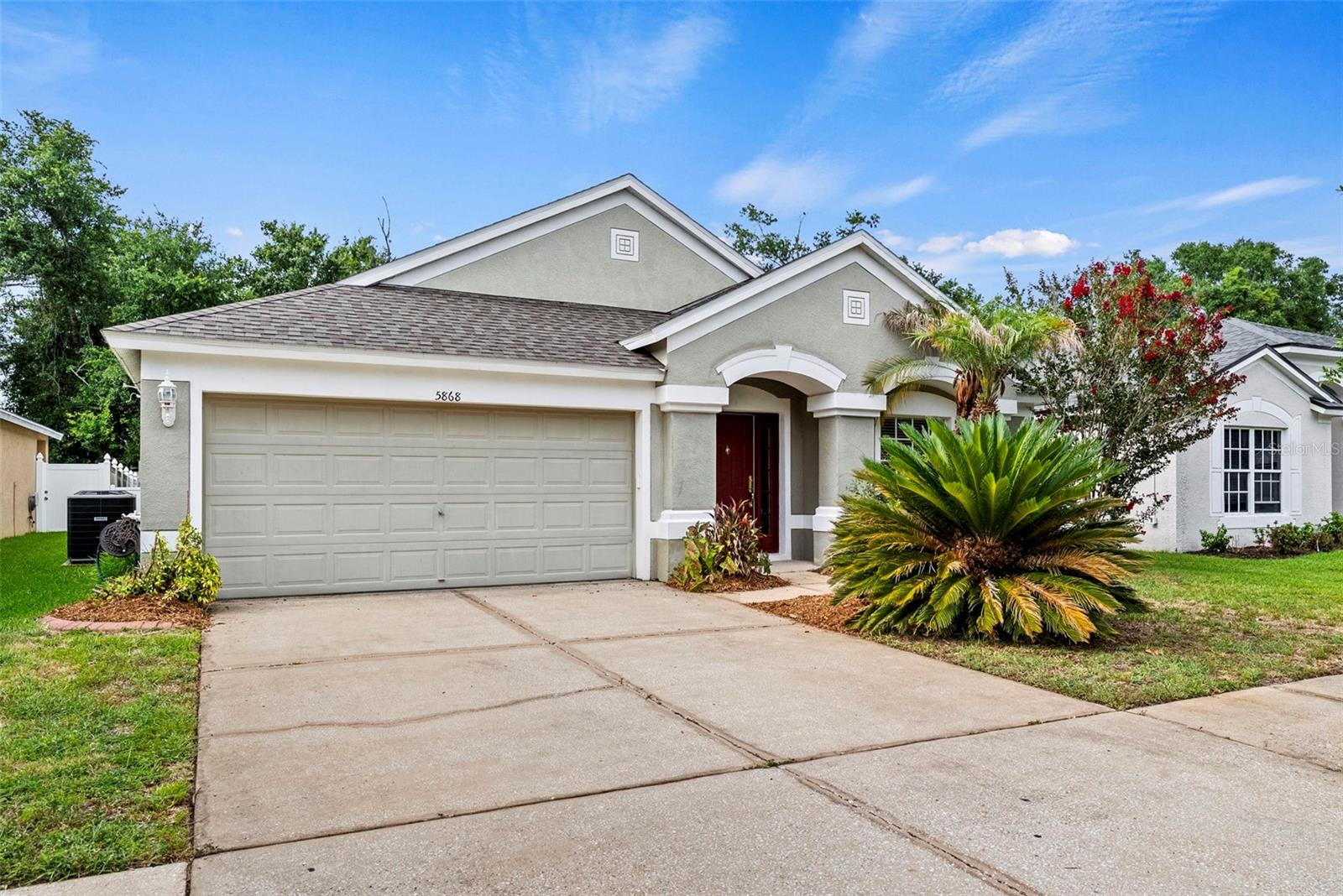 5868 War Admiral Dr, Wesley Chapel