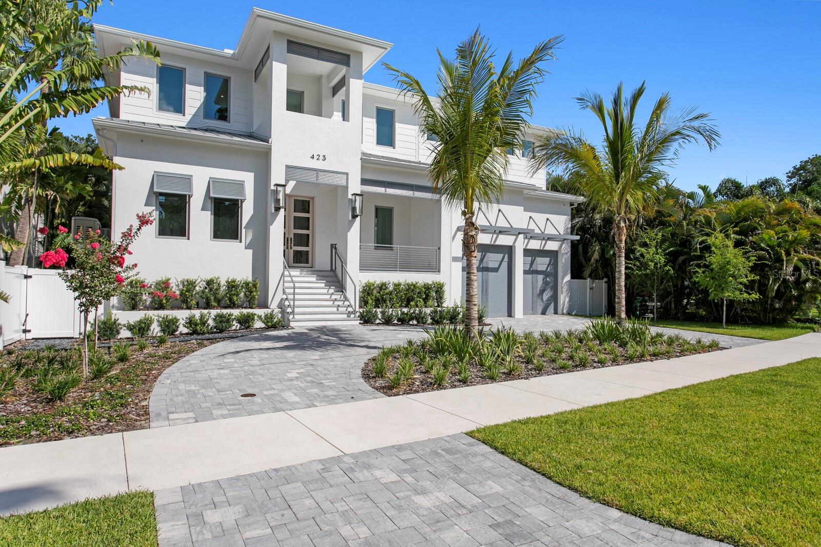 423 S Royal Poinciana Dr, Tampa