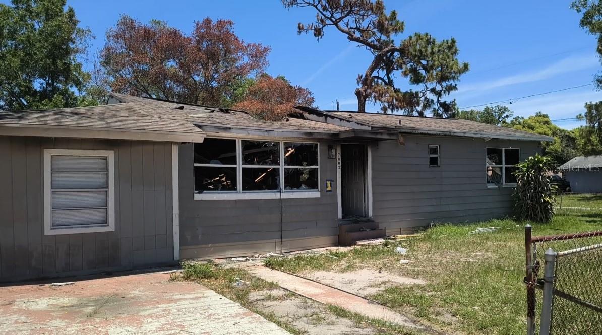 7002 Blossom Ave, Tampa
